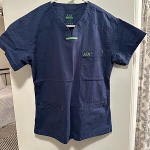 Iguana med scrub set